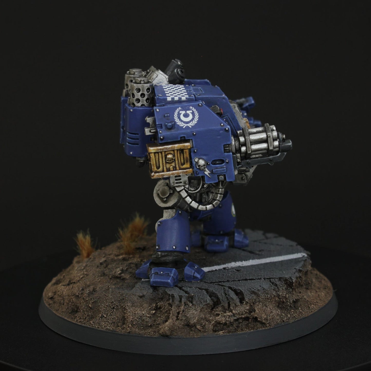 Dreadnought *STANDARD DETAIL*. Painted commission service