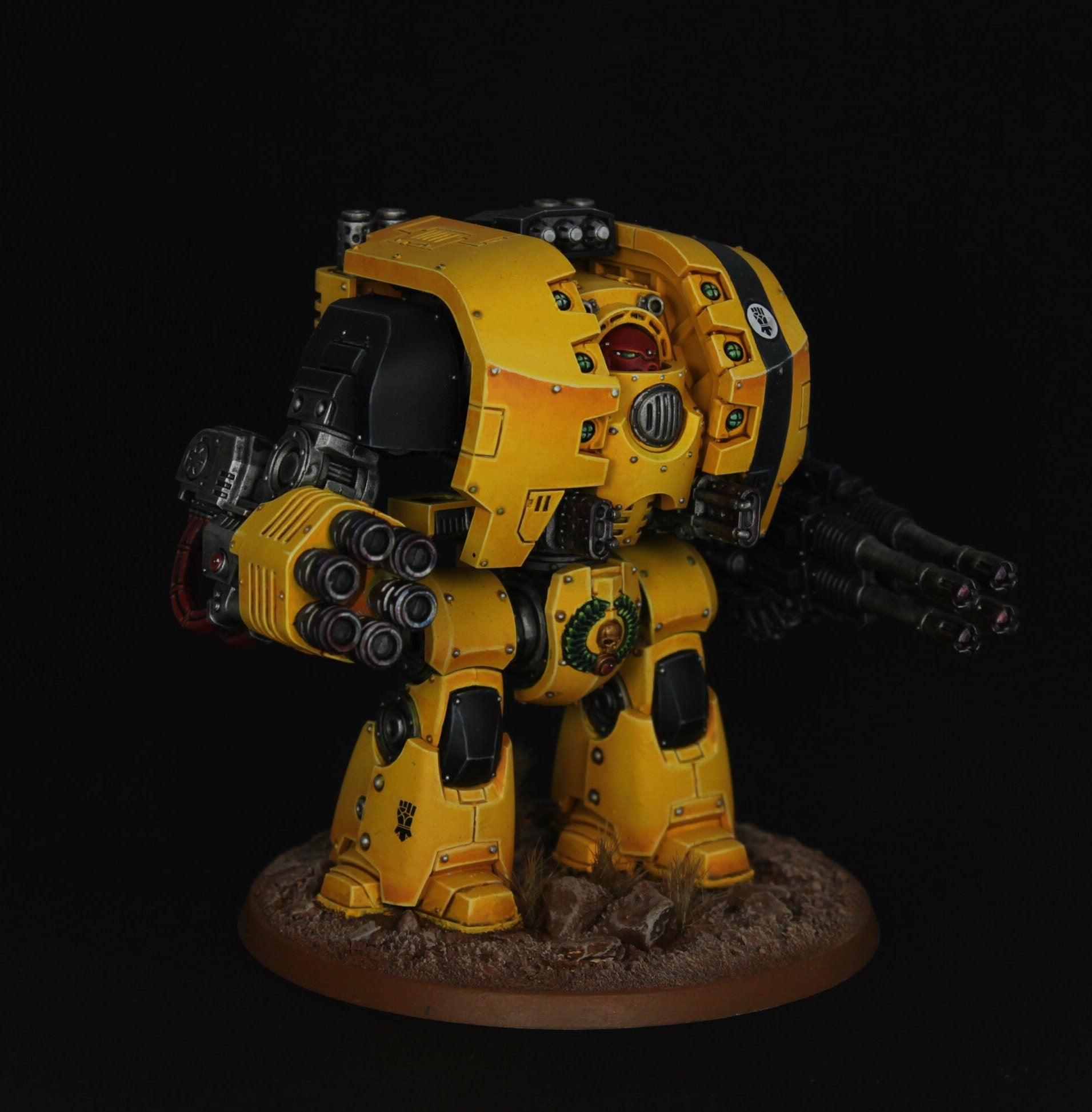 Warhammer 30k games workshop leviathan imperial fist dreadnought