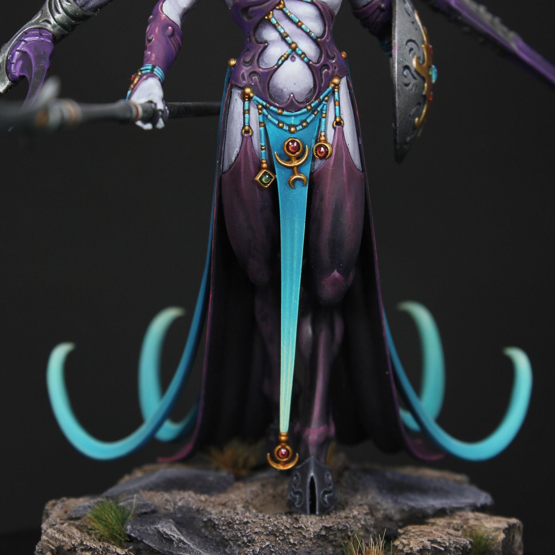 Shalaxi Helbane or Keeper of Secrets *FINE DETAIL* painted Warhammer Miniature